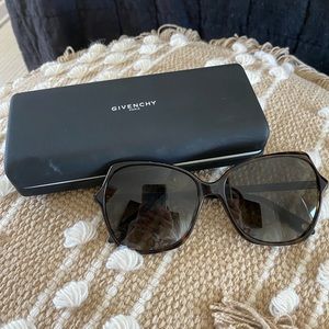 Givenchy Sunglasses Brown Never worn